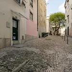 0E Brand New Apartment Right In The Heart Of Alfama