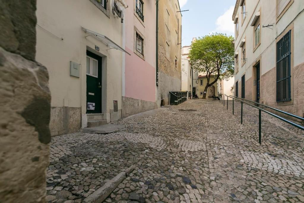 Apartment 0e Brand New Right In The Heart Of Alfama Lissabon